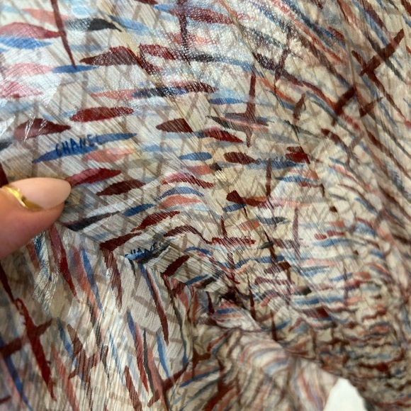 Chanel Silk Top Sz 38 - Picture 2 of 5